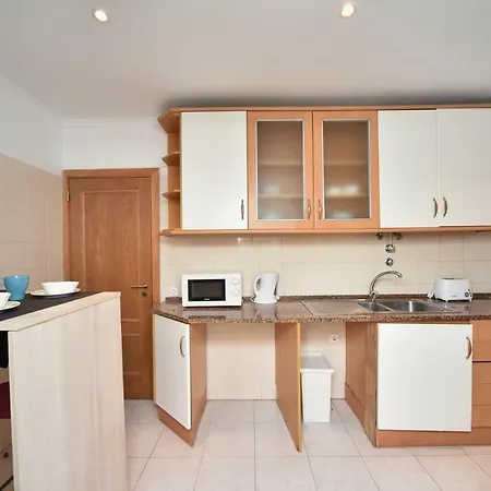 Guest house The Place Santa Apolonia